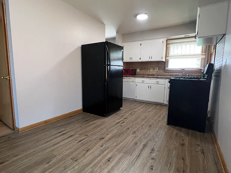 3819 e pulaski ave 11