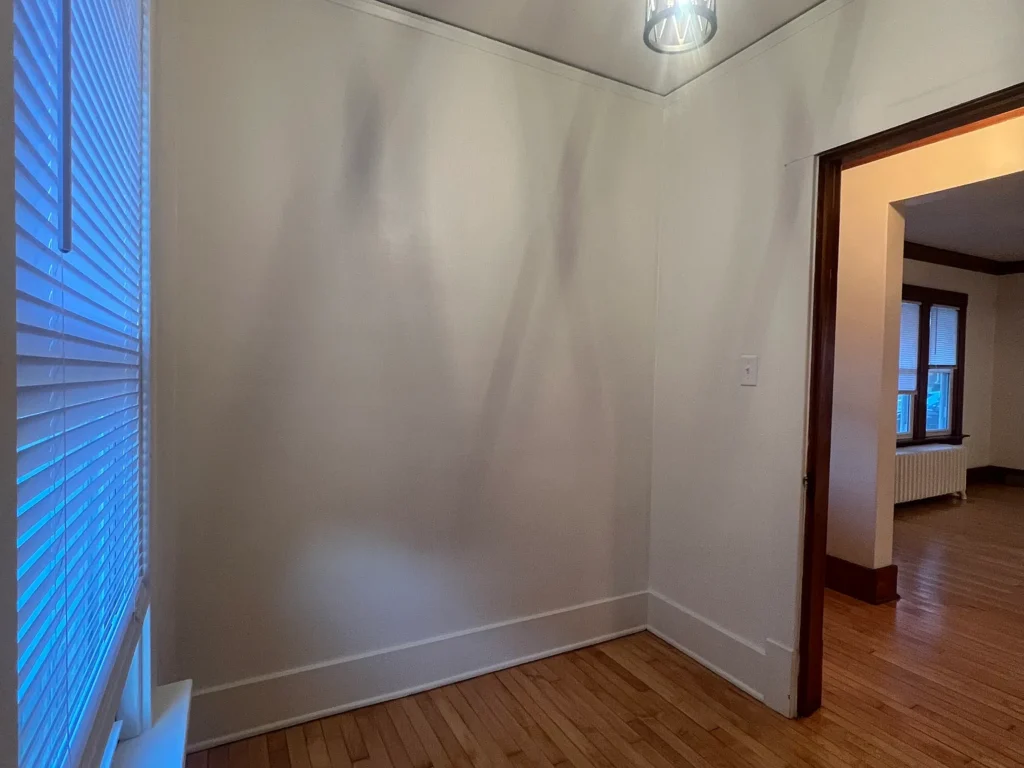 2033 s 82nd st 5 milwaukee 18