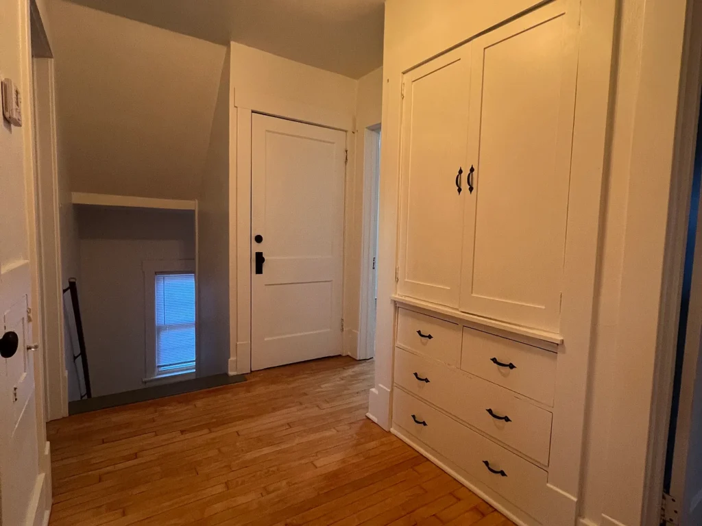 2033 s 82nd st 5 milwaukee 6